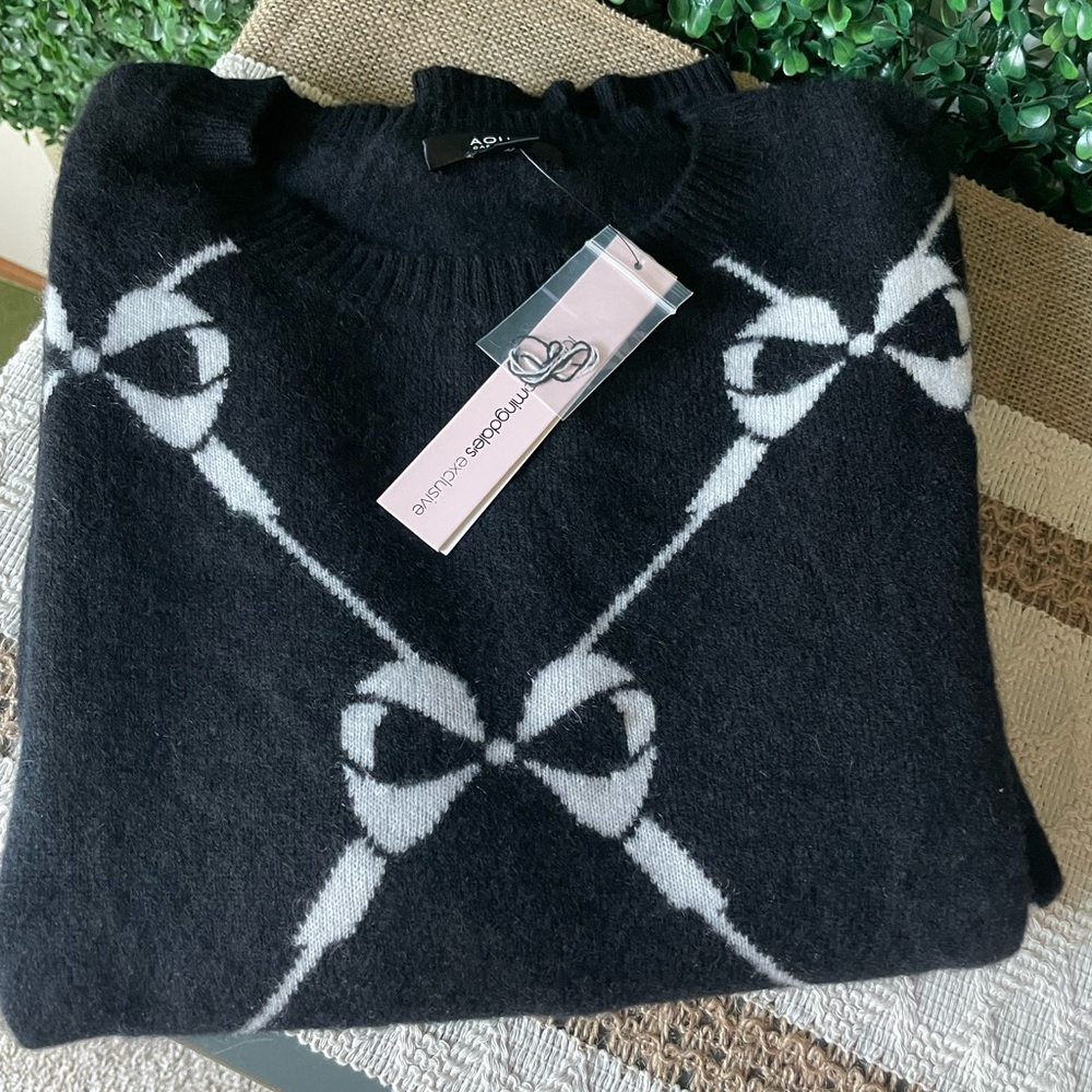 AQUA Bloomingdale’s Bow Cashmere Ribbed Knit Sweater Size Small #1315 - Picture 2 of 4